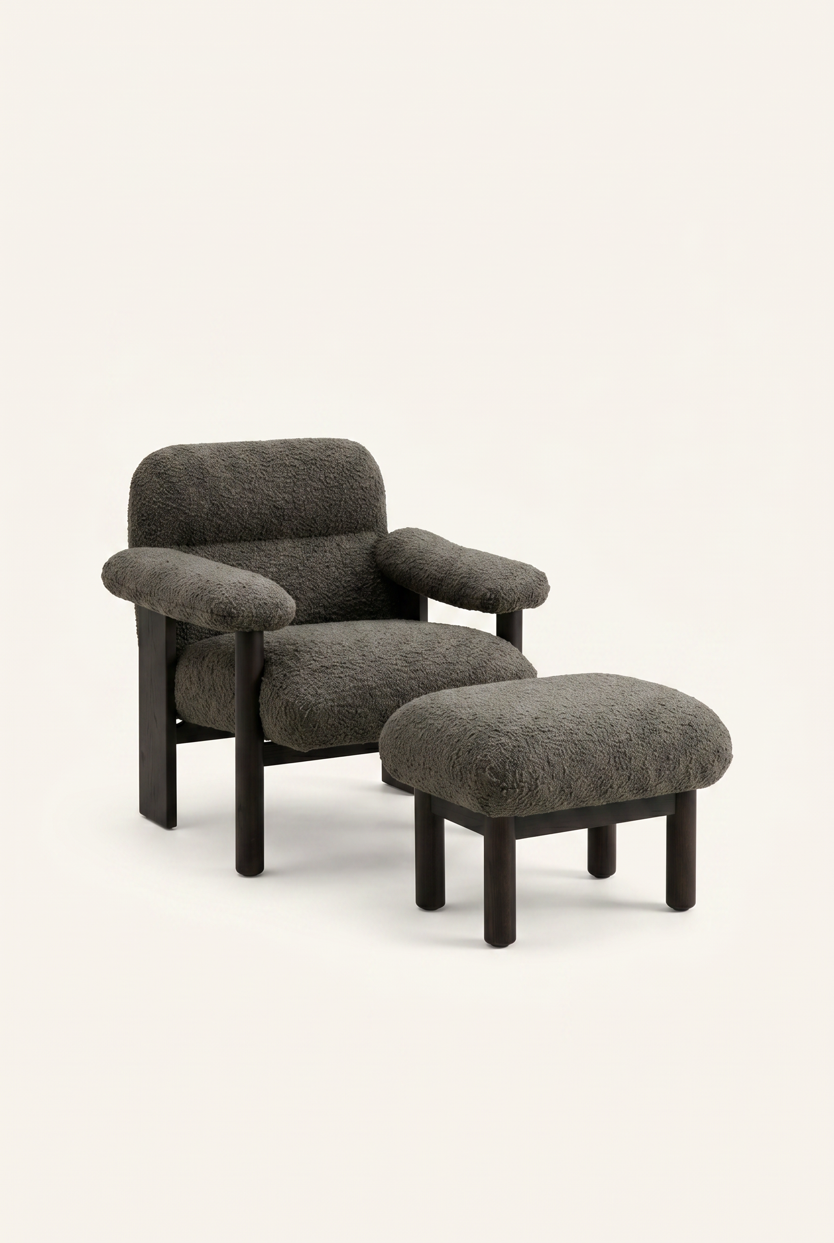 The buffalo Lounge Chair